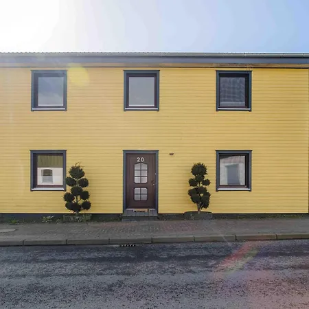 Haus Sonnengelb * Taarstedt